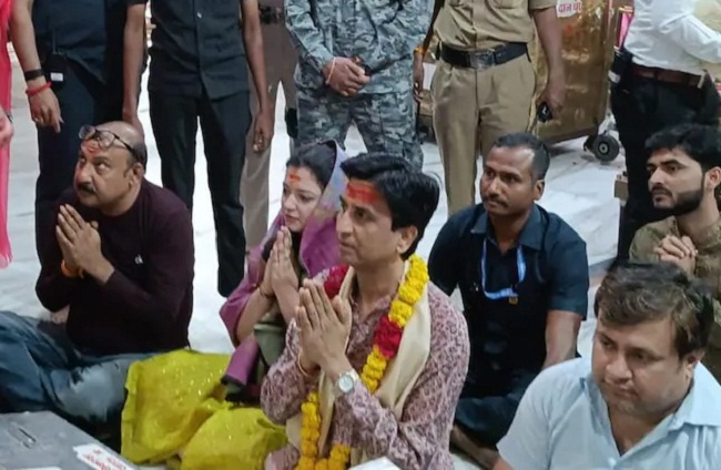 ujjian, Poet Kumar Vishwas, Baba Mahakal