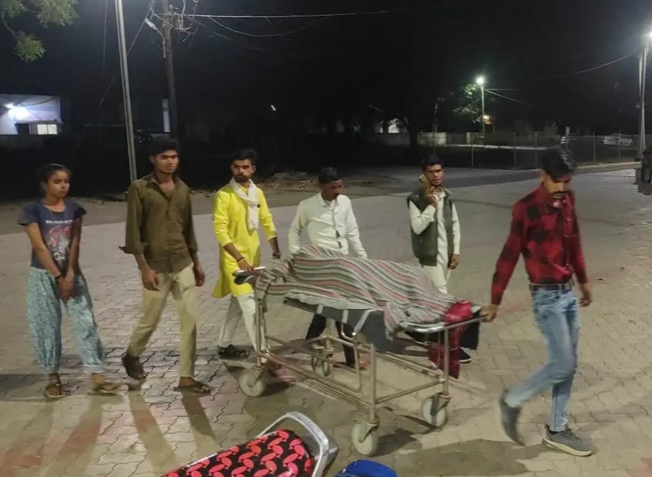 rajgarh,Woman burnt ,gas cylinder