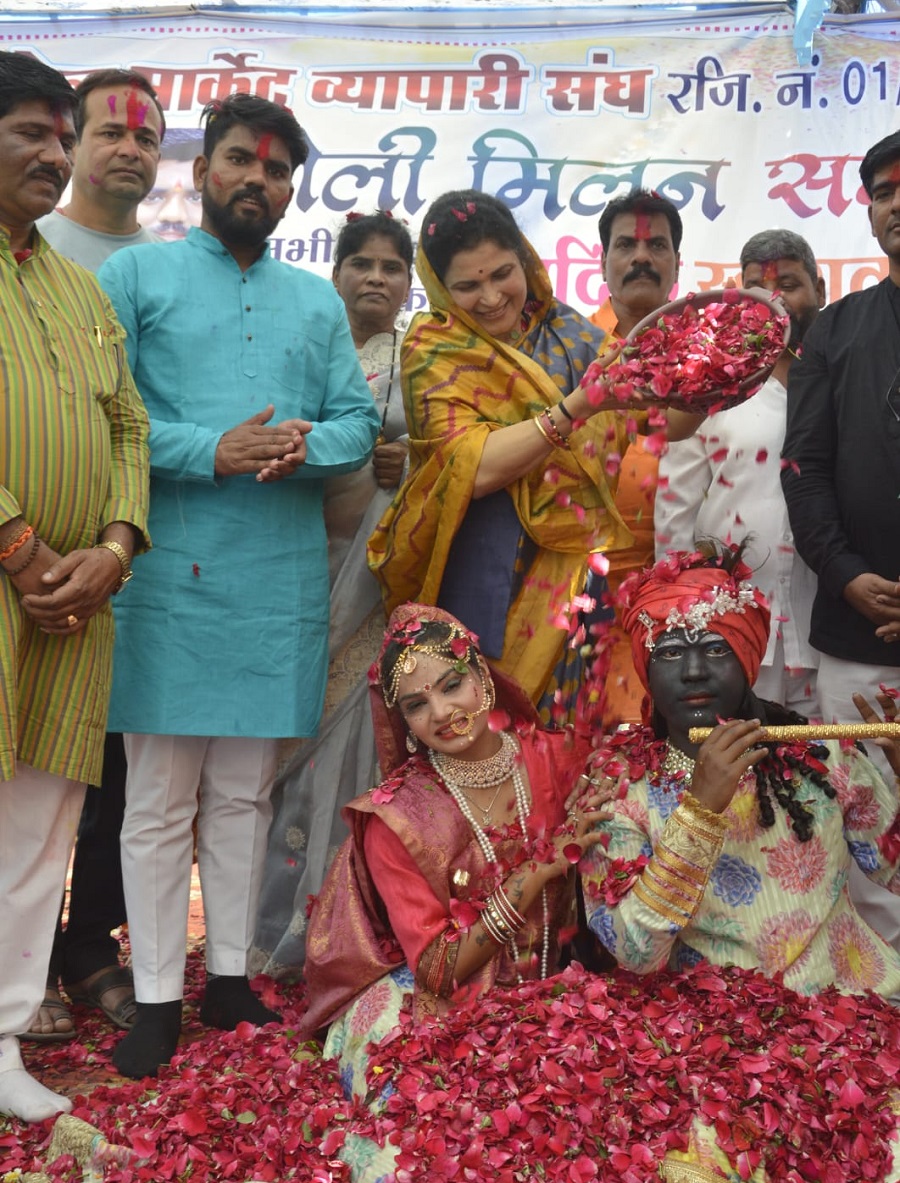 bhopal, Festivals contribute , State Minister Gaur