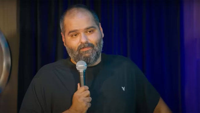 mumbai,   cases filed , comedian Kunal Kamra 