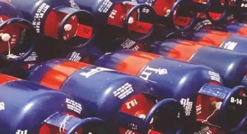 new delhi, Commercial LPG gas, cheaper across 