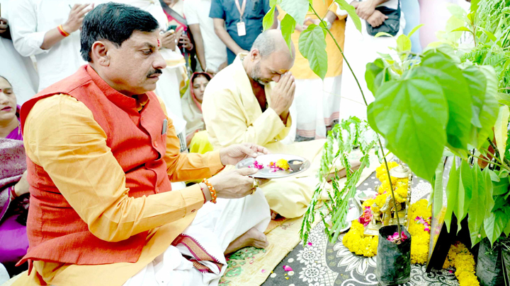 bhopal, Chief Minister , Narmadapuram