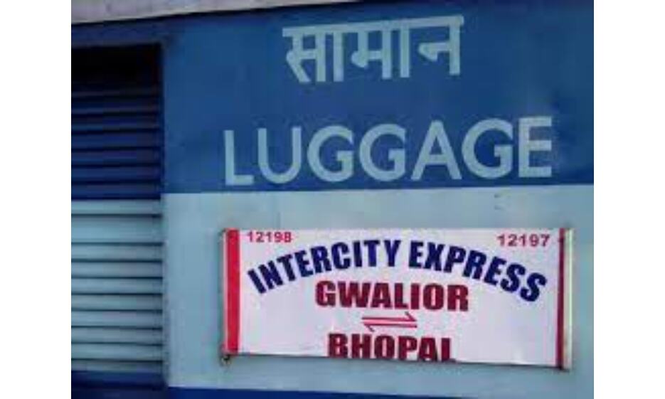 shivpuri, Two sleeper coaches, Bhopal Intercity Express