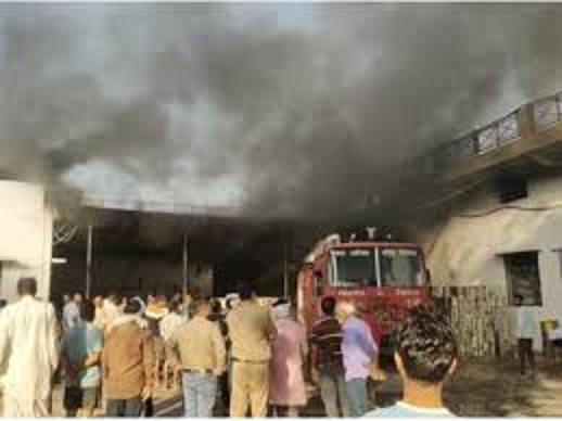tikamgarh, Fire broke out , oil mill 