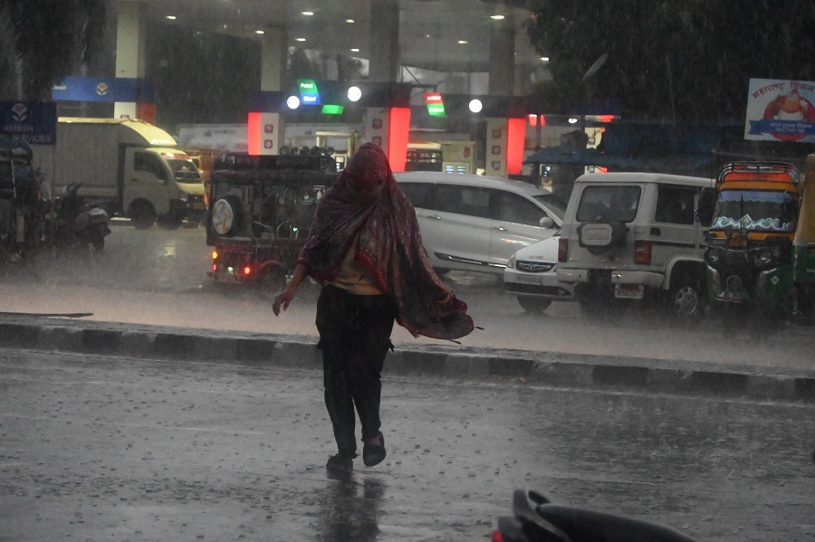 bhopal,  thunderstorms and rains, Madhya Pradesh  