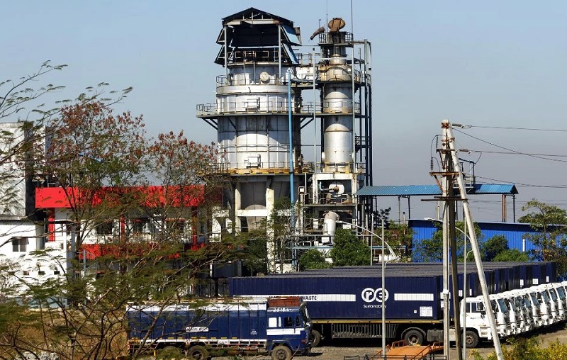bhopal, Final phase,Union Carbide factory begins