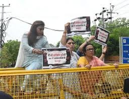 bhopal, Women Congress ,protests  
