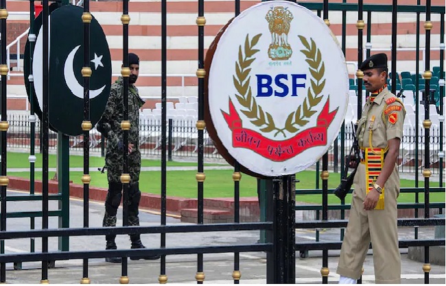 chandigarh, Beating Retreat ceremony,Indo-Pak border