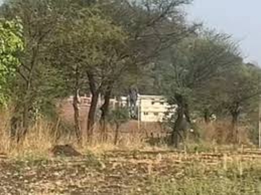 guna, Marriage garden operator, hanged himself  