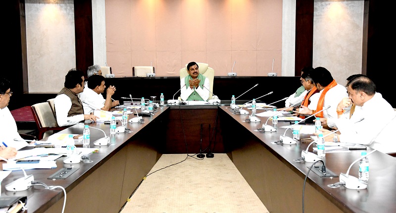 bhopal, Shortage of technical, Chief Minister