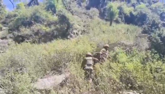  Kishtwar,  Four terrorists surrounded , security forces inencounter 