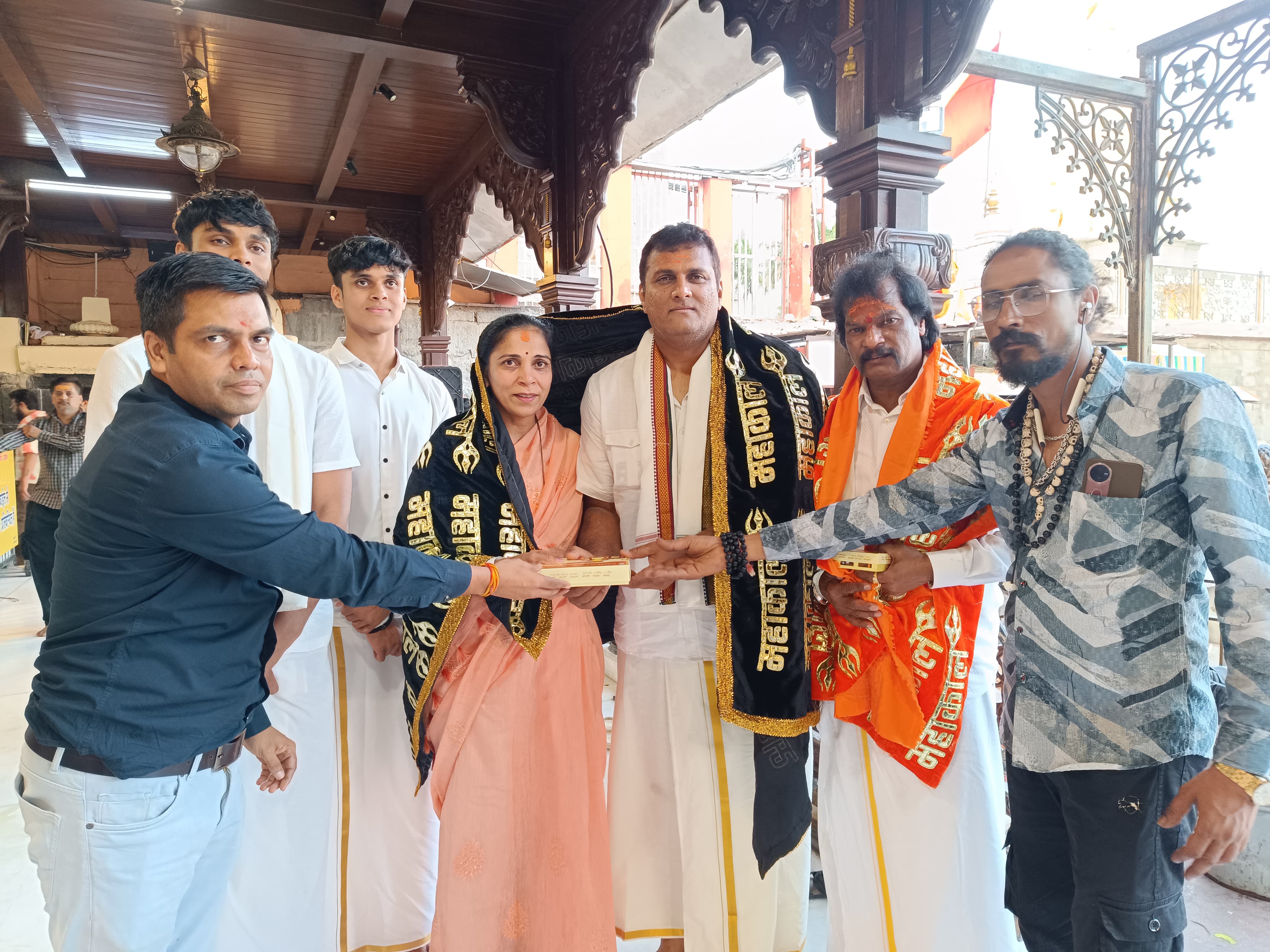 ujjain,   Dhanraj Pillai , Bhasmarati Darshan