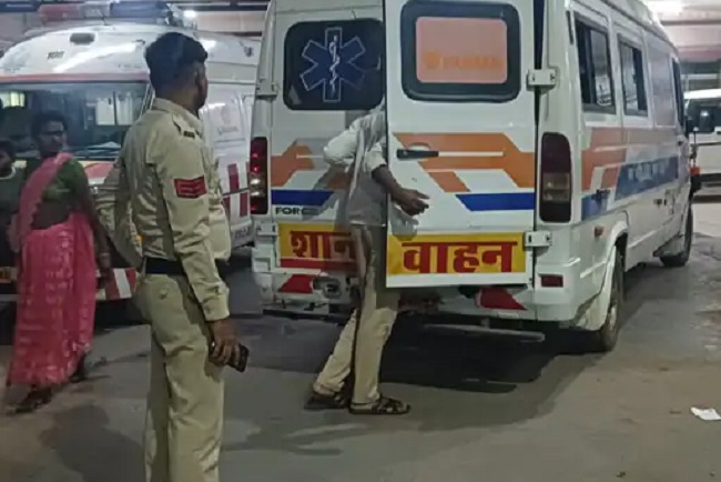 raisen, Two bike riders died ,unknown vehicle