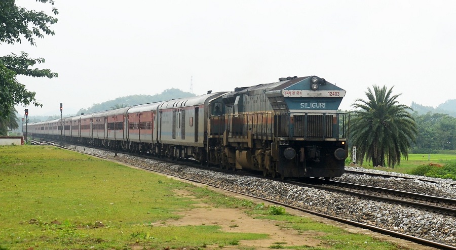 new delhi, Four officers suspended, BSF jawans