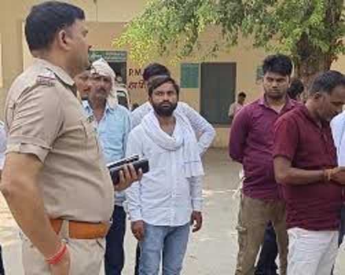  Morena, father-in-law shot , killed his widowed daughter-in-law