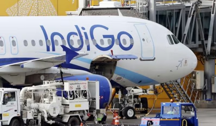 new delhi, IndiGo flight , emergency landing 