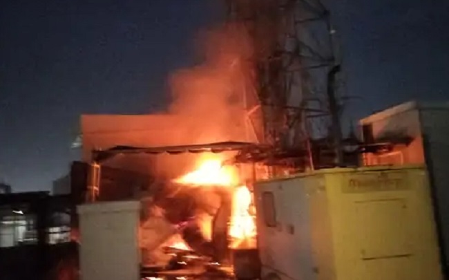 balaghat, Fire broke out , mobile tower