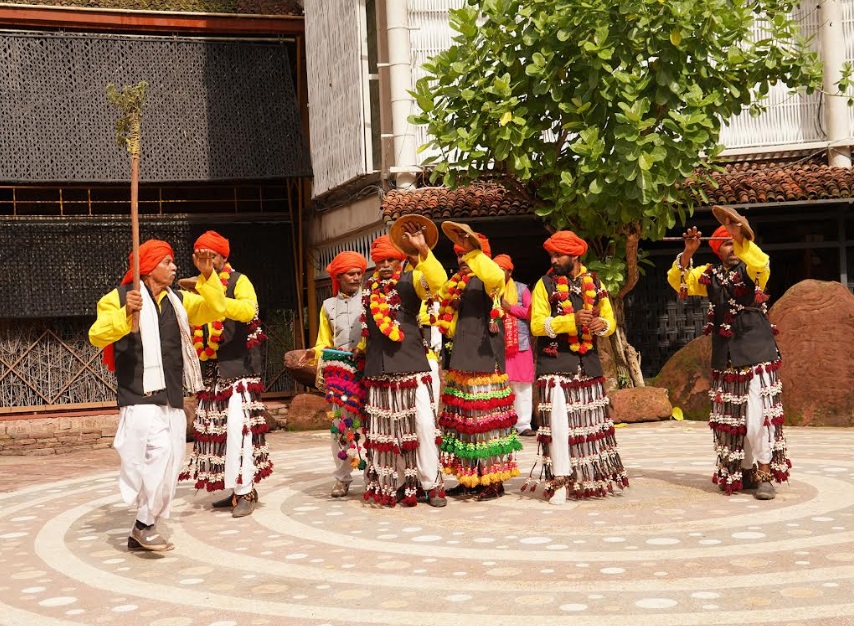 bhopal,Artists gave dance performances, 