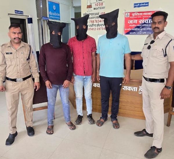 ratlam, Police busted, fake notes