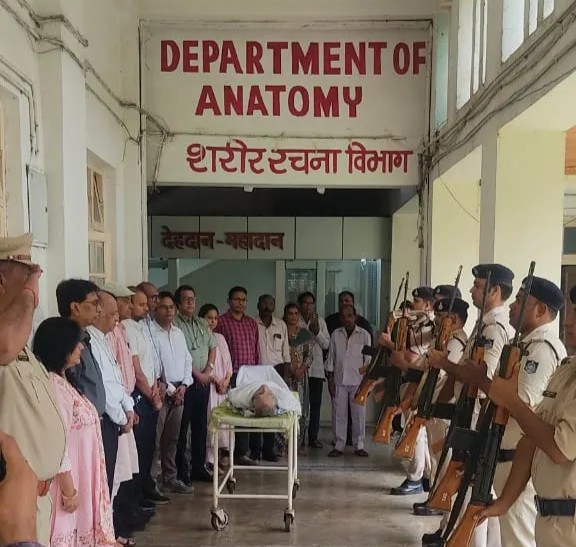 jabalpur,   announcement of the Chief Minister,  guard of honor