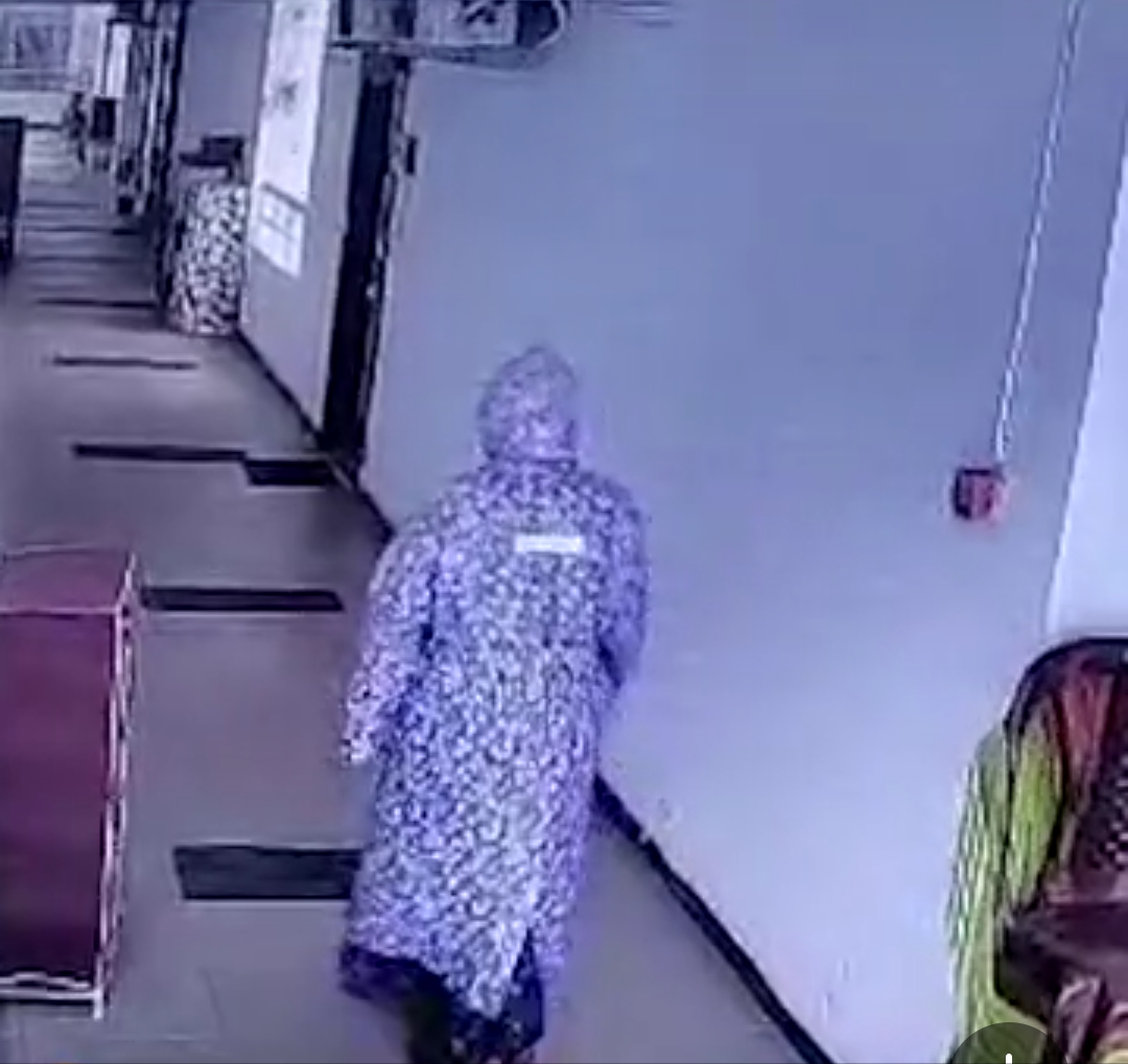 jabalpur, Assistant Professor,attacked with knives 