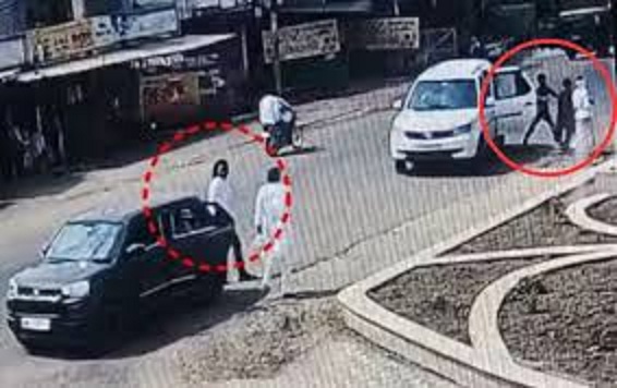   Harda, Young man and girl ,kidnapped 