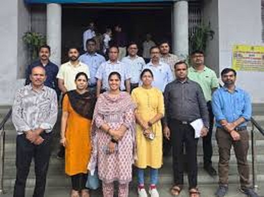 bhopal, Tehsildar and Naib Tehsildar ,did not work  