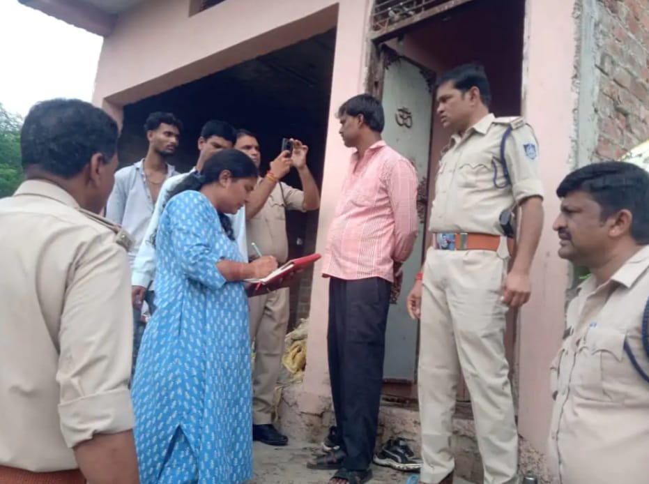 rajgarh, land dispute,   elder brother killed 