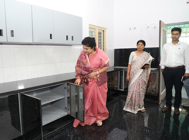 bhopal, State minister Gaur , class girls hostel