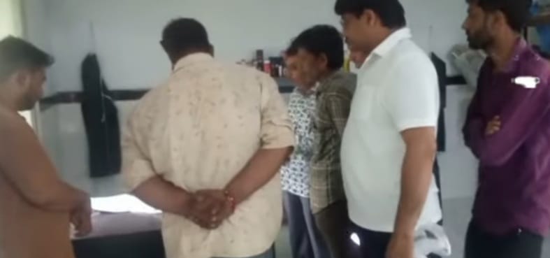 rajgarh, husband hanged ,himself at home