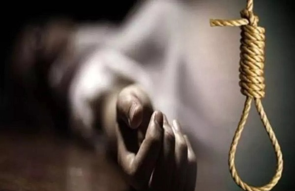 bhopal,  young man ,committed suicide 