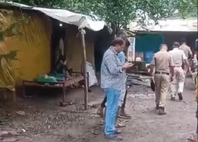 indore, Armed miscreants,committed robbery