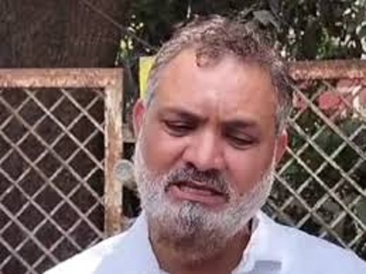 indore, Fugitive councilor Anwar Qadri ,surrenders  