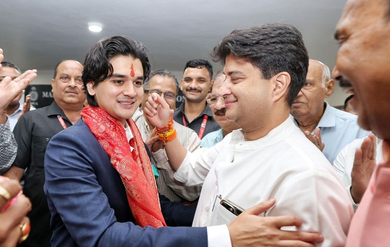 indore, Mahaaryaman Scindia ,elected unopposed  