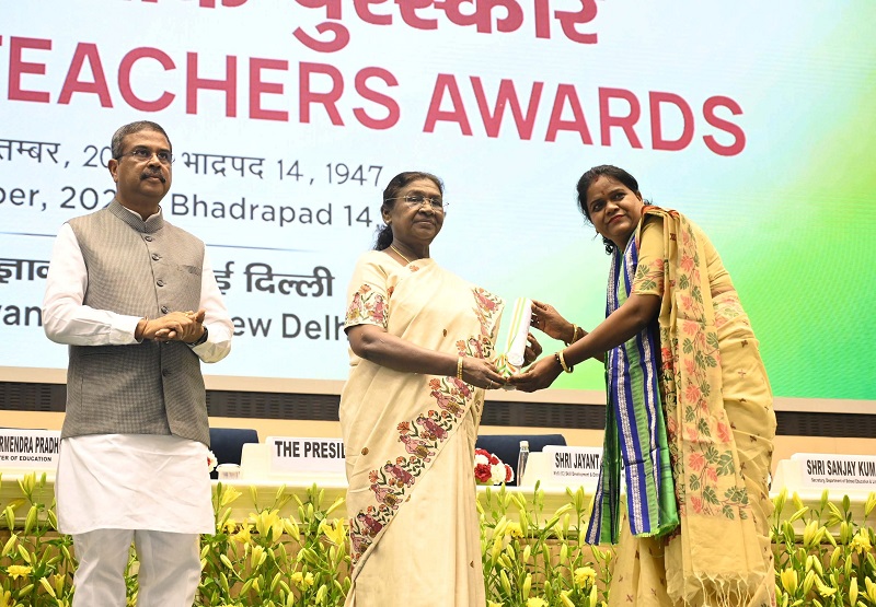 bhopal, President presented, National Teacher Award 