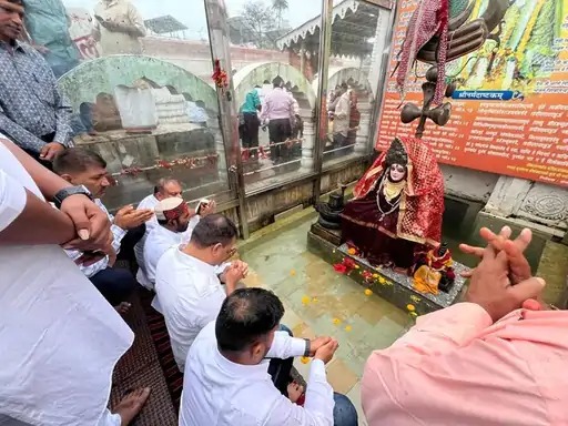 anuppur,  Umang Singhar ,visited Maa Narmada  