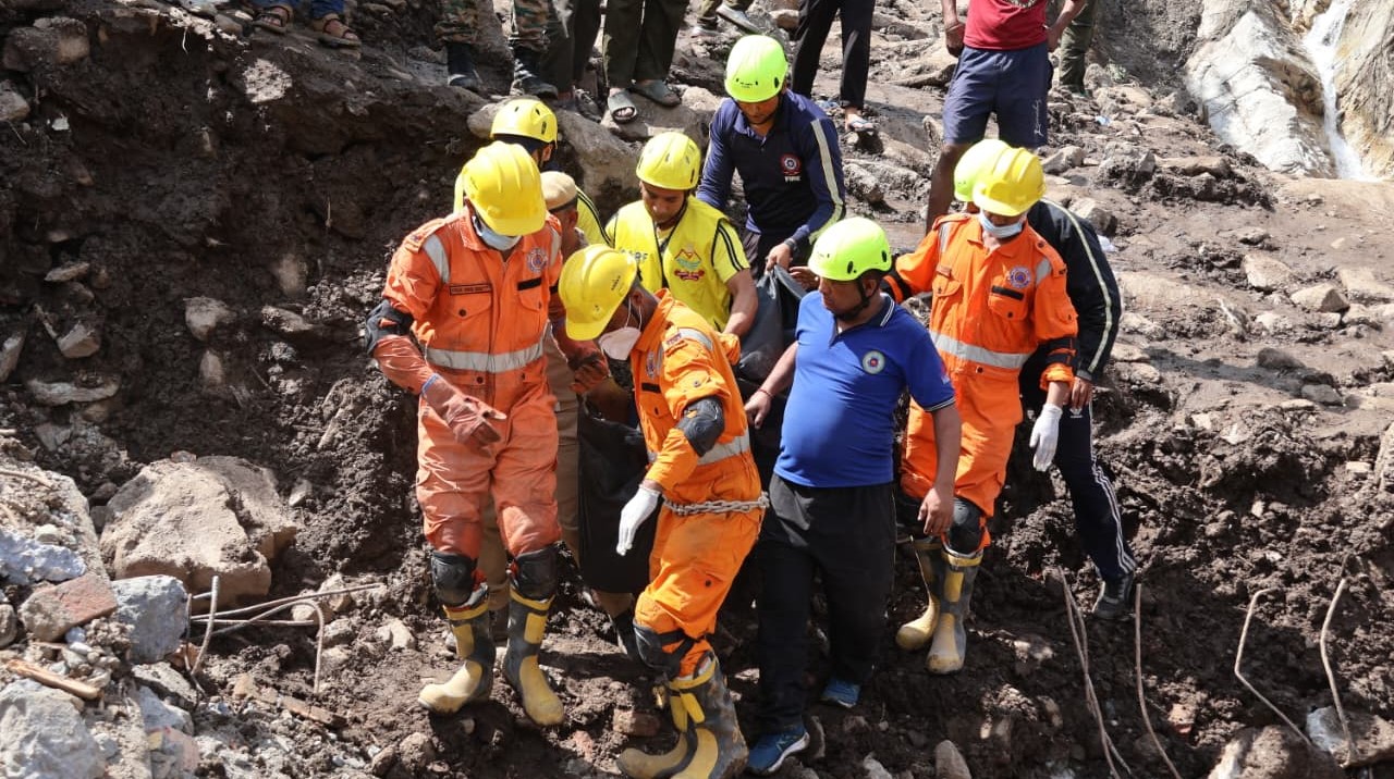 gopeshwar, Uttarakhand,  Man found alive 