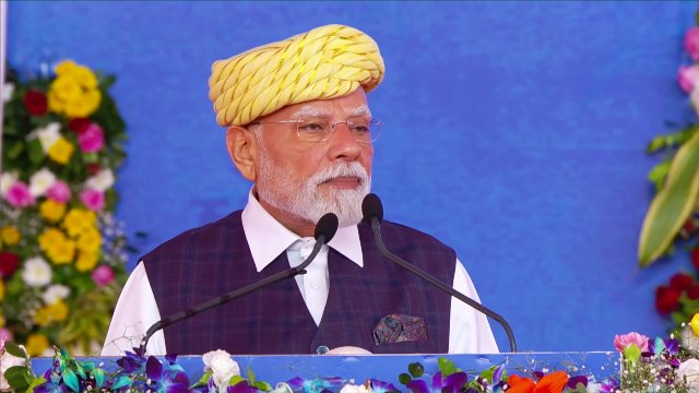 new delhi,   self-reliant , PM