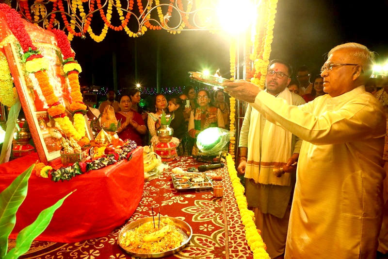 bhopal, Governor Patel participated , Raj Bhavan Garba Festival