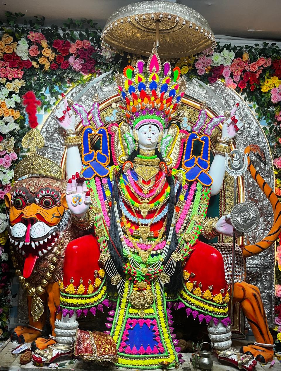 jabalpur, Bundelkhandi style, adorned with gold 