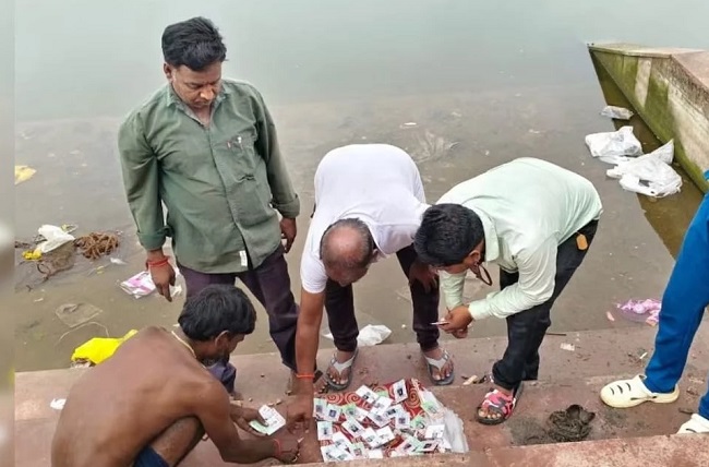 chatarpur, Congress targeted, government