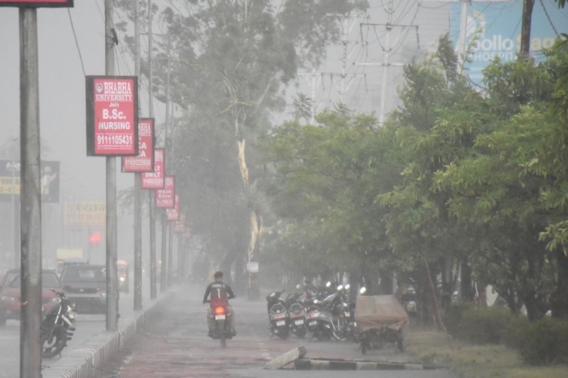 bhopal,   departure of monsoon, cold weather  