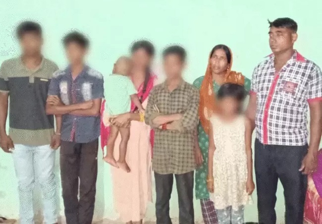 gwalior, Eight Bangladeshis ,arrested  