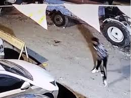 indore,  night of Diwali, miscreants attacked  