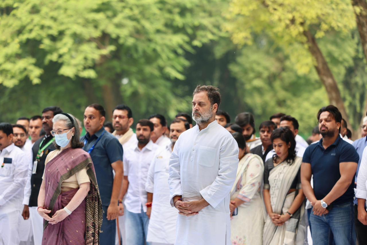 new delhi, Mallikarjun Kharge, Sonia Gandhi  
