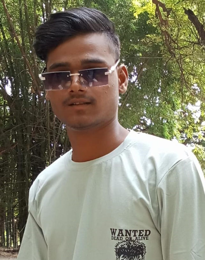 ujjain,  young man hanged , video on Instagram