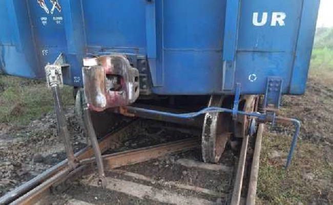 sehdol, Goods train ,coaches derailed  