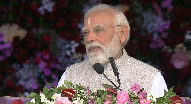 new delhi, Sri Sathya Sai Baba, PM