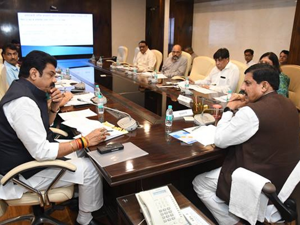 Khajuraho , madhya pradesh , CM Dr. Mohan Yadav , comprehensive review ,  Food Department