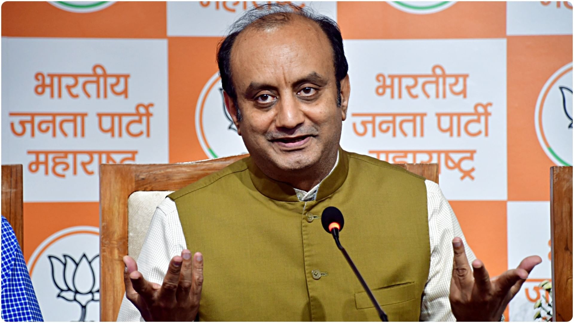 New Dehli , Sudhanshu Trivedi , attacks Nehru, Ghazni,  